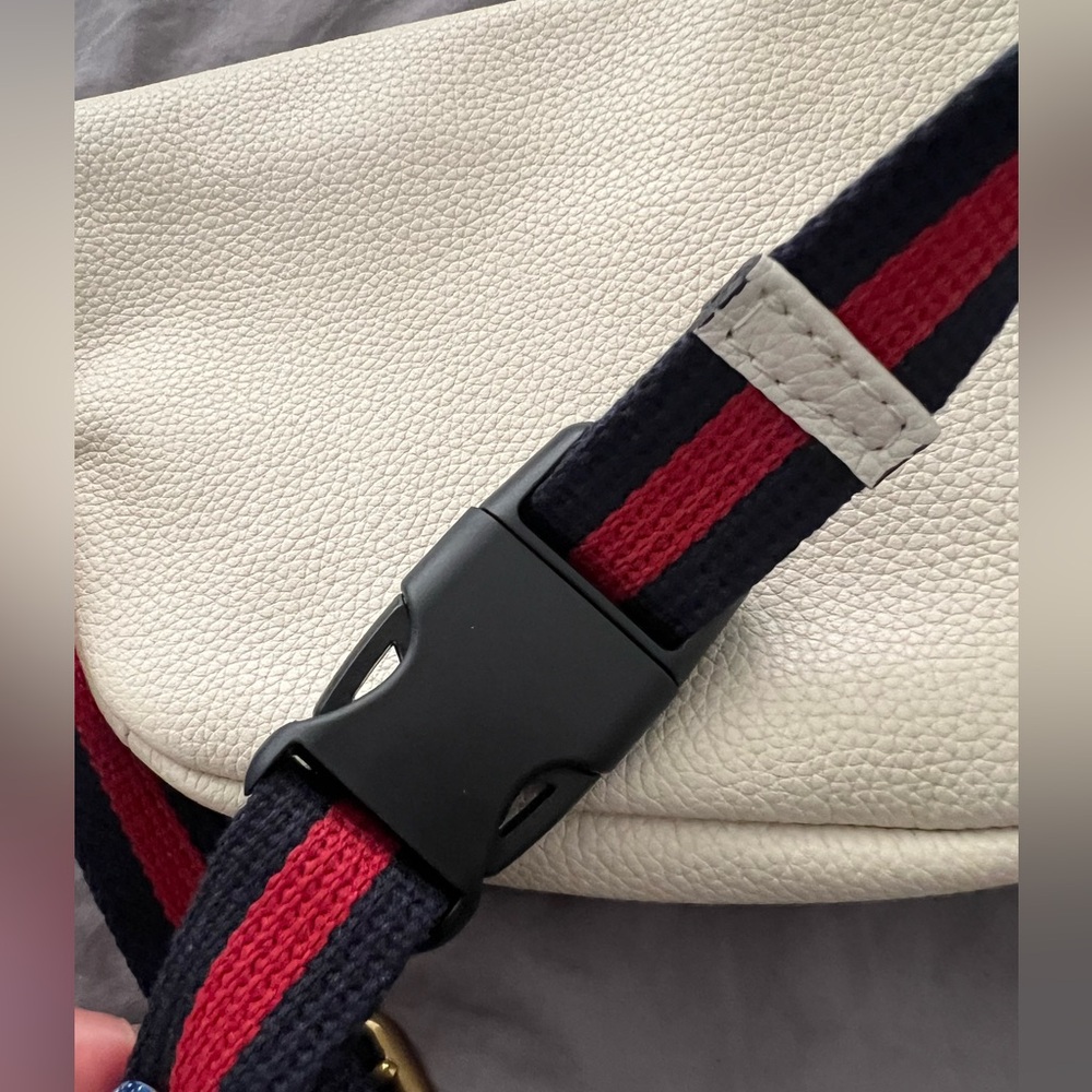 👑✅PRICE FIRM✅👑Gucci Small White Waist Bum Bag. NWOT - Picture 13 of 17